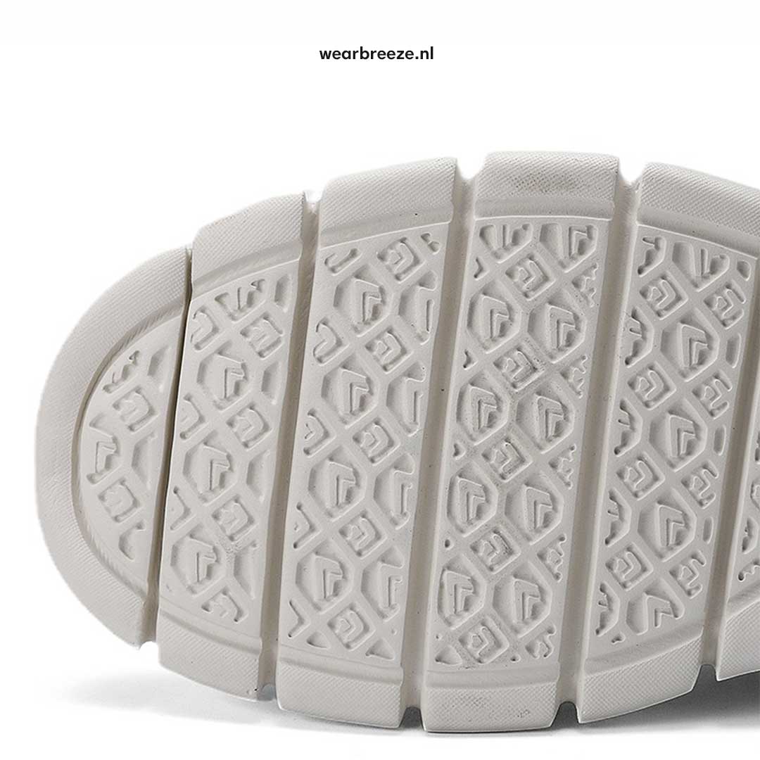 OLIVER™ | ULTRA COMFORTABEL